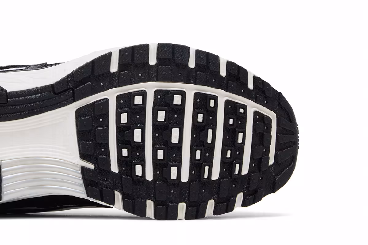 Nike Women's P-6000 Black Muslin, view 6