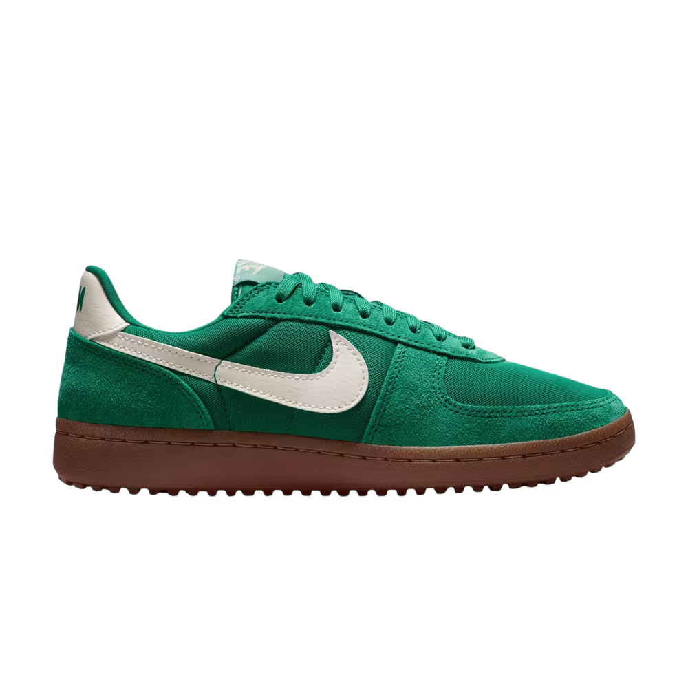 Nike Women's Field General 82 Malachite Soft Pearl Gum