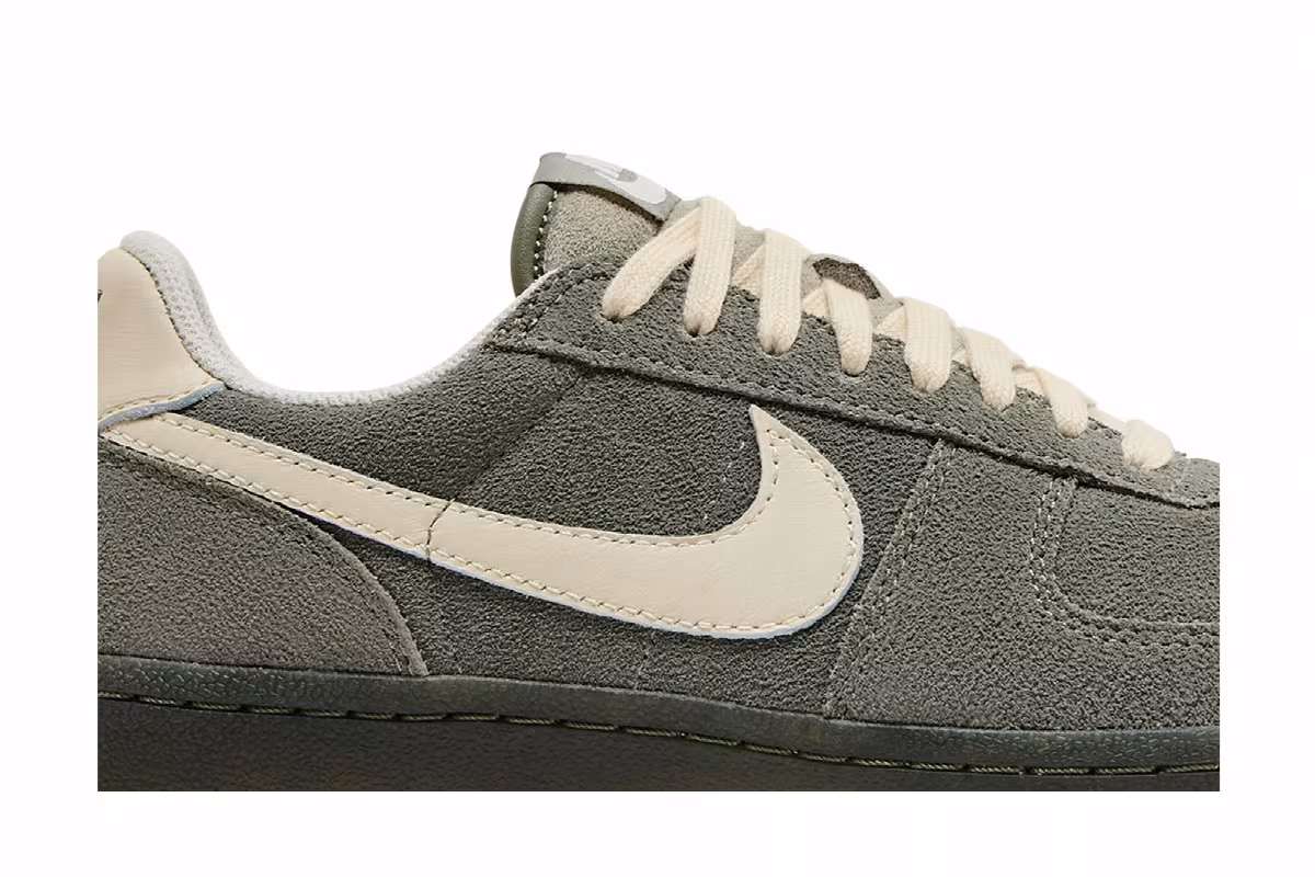 Nike Field General 82 Light Army Natural, view 3