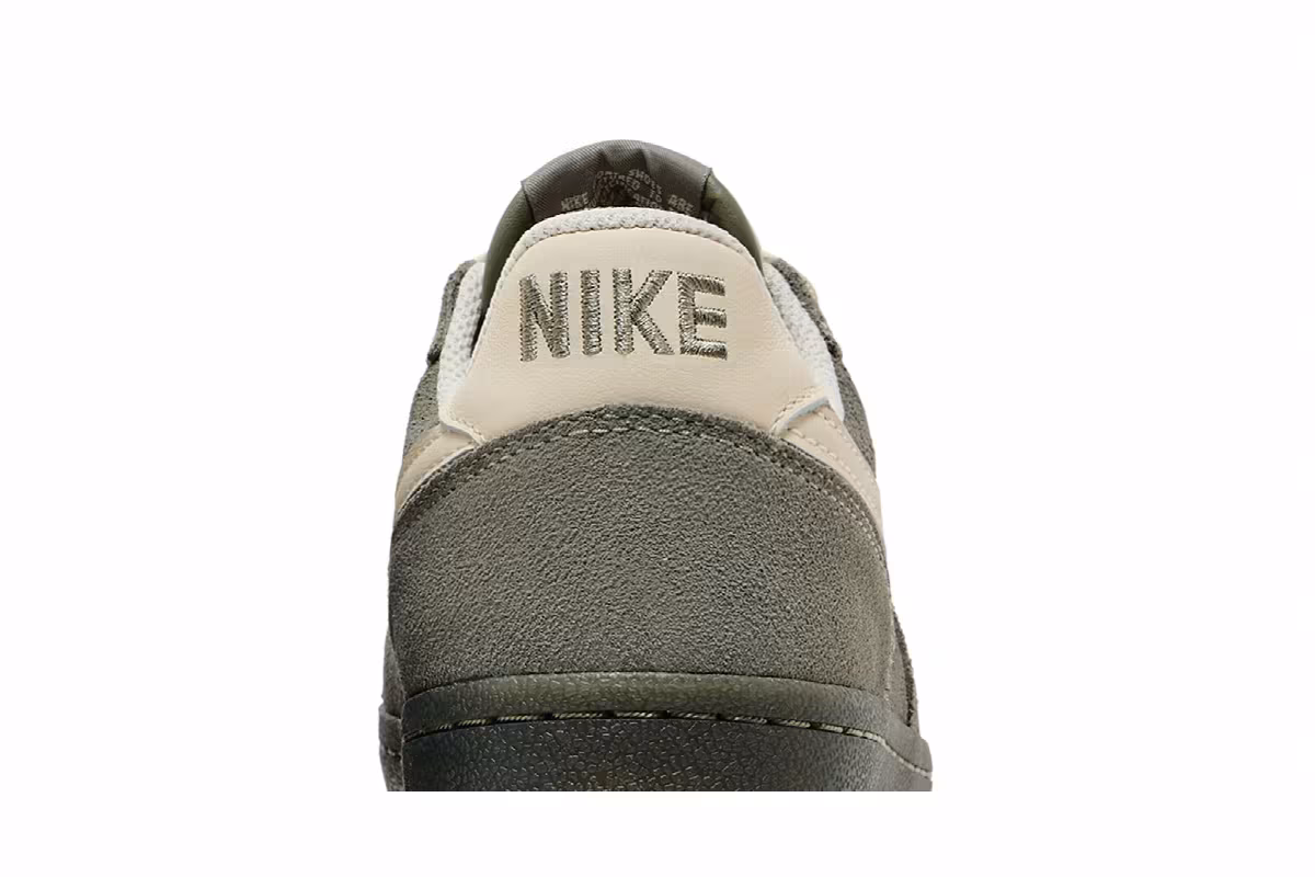 Nike Field General 82 Light Army Natural, view 8