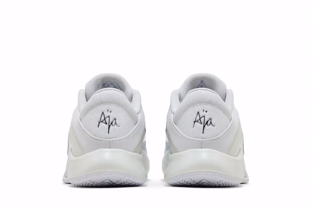 Nike Women's A'One OG Pearl, view 7