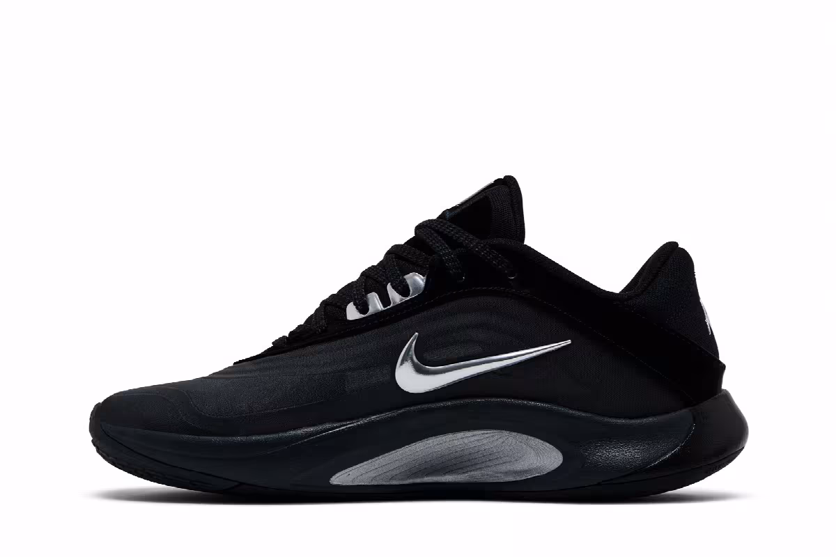 Nike Women's A'One Black Smoke Grey, view 4