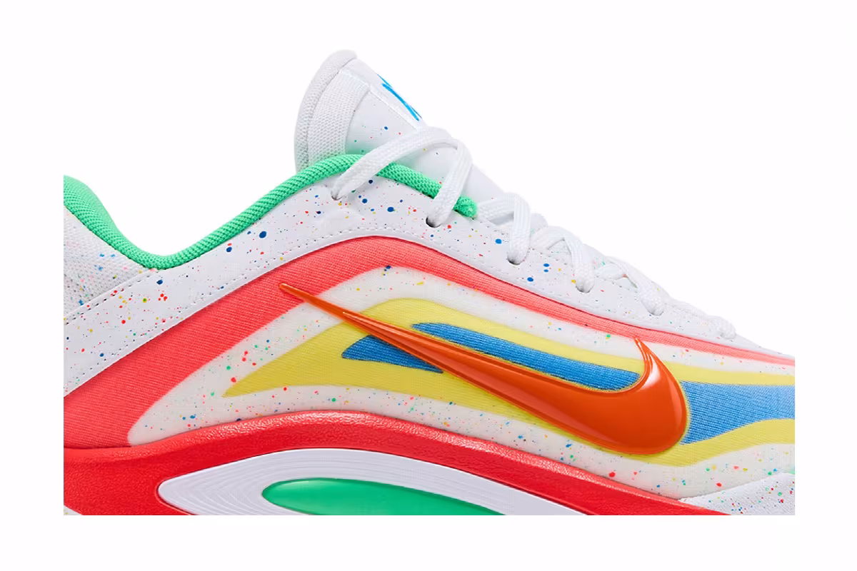 Nike Women's A'One One Everlasting, view 3