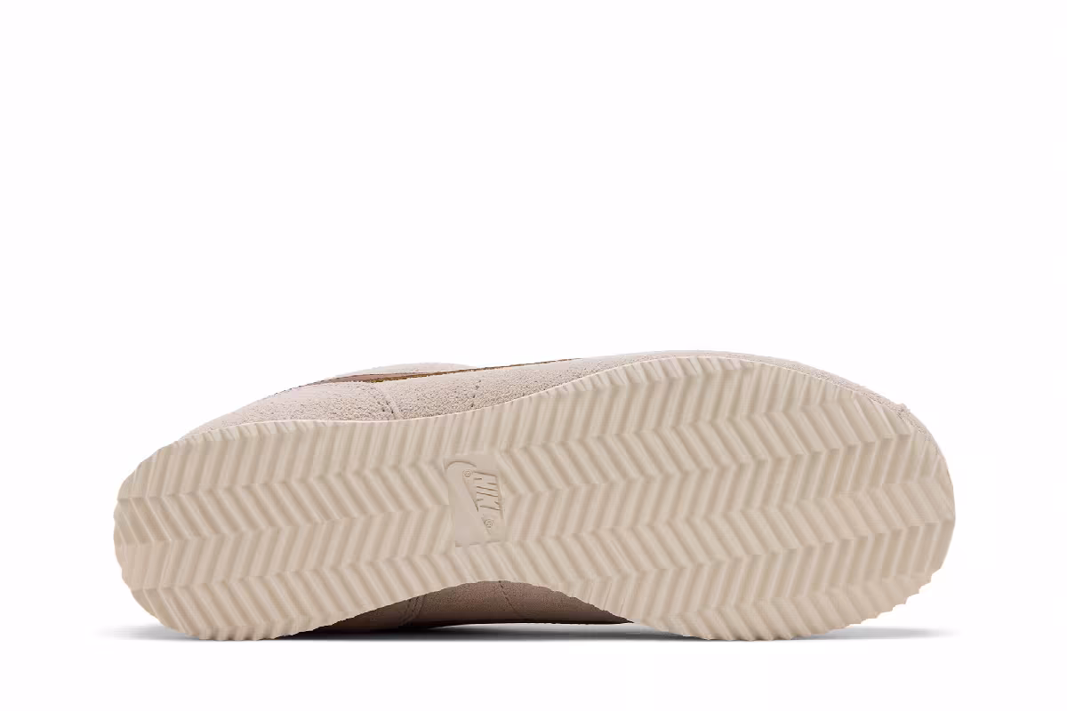 Nike Women's Cortez Light Orewood Brown Fauna Brown, view 5