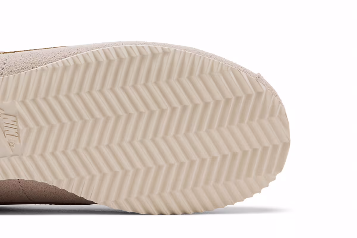Nike Women's Cortez Light Orewood Brown Fauna Brown, view 6