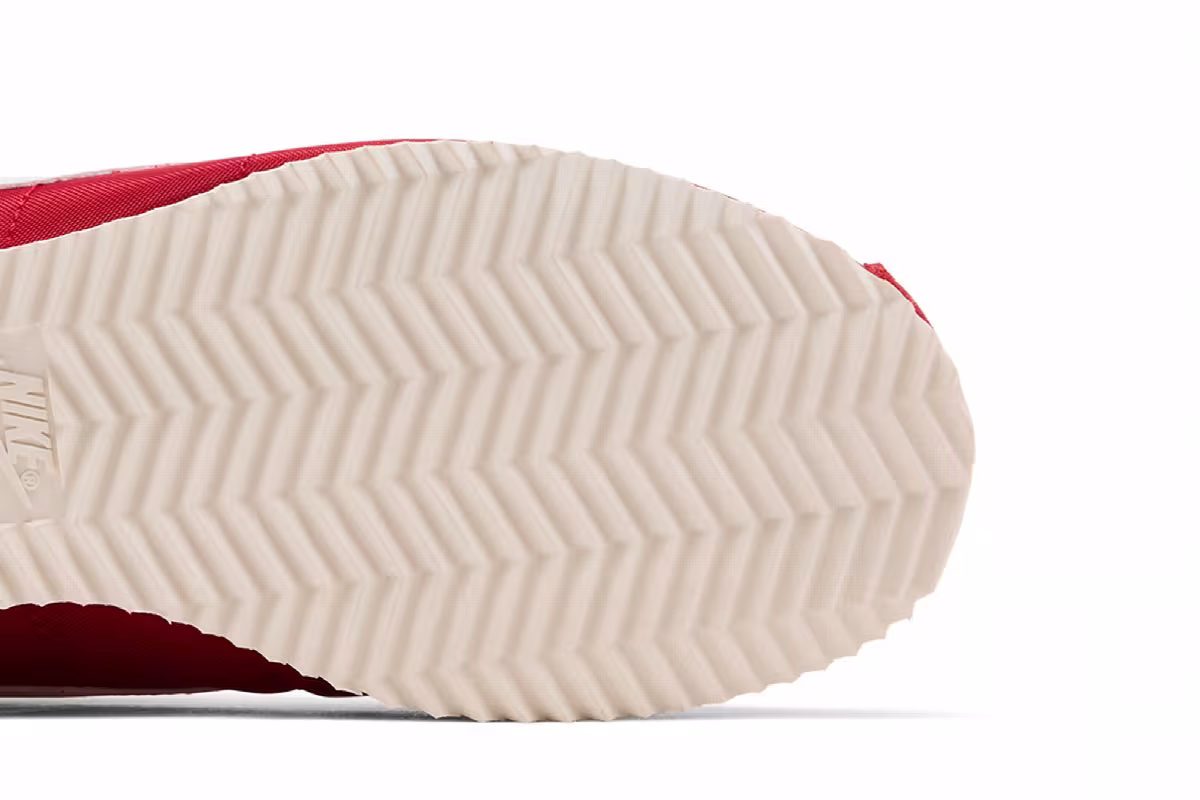 Nike Women's Cortez Gym Red, view 6