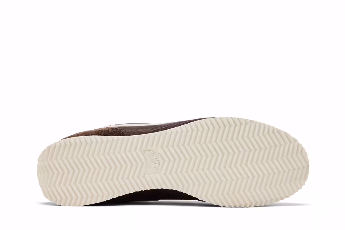 Nike Cortez TXT Baroque Brown, view 5