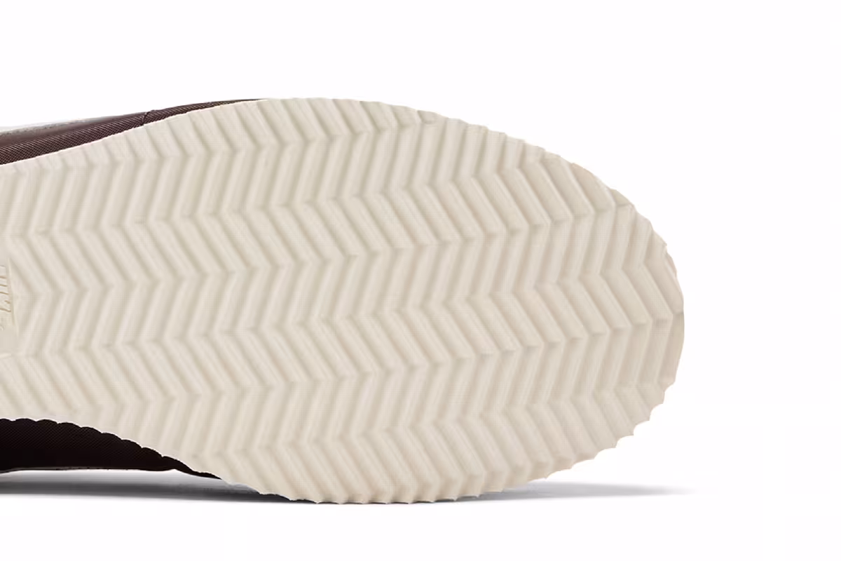 Nike Cortez TXT Baroque Brown, view 6