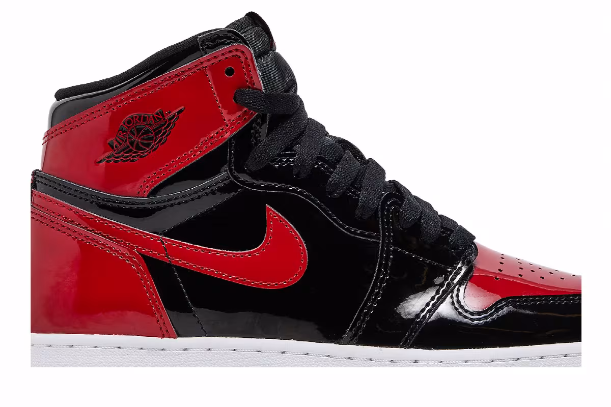 Air Jordan 1 High OG GS Patent Bred, view 3