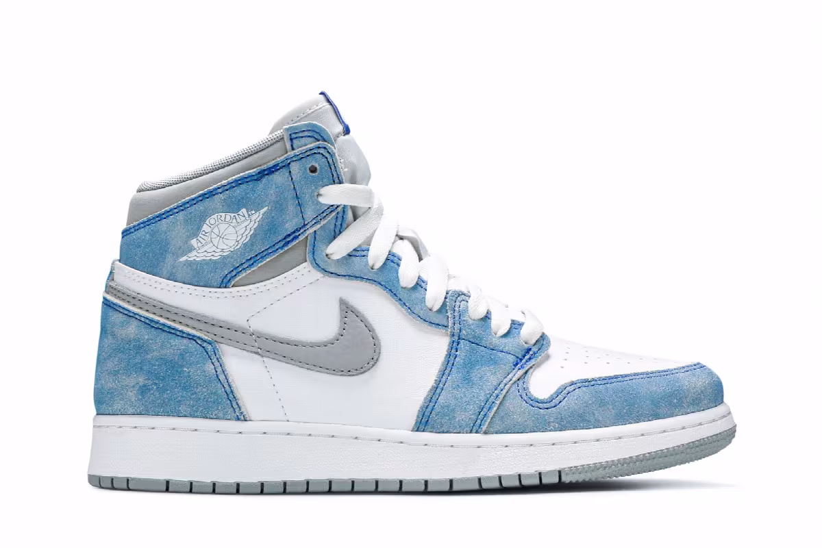 Air Jordan 1 High OG GS Hyper Royal, view 2