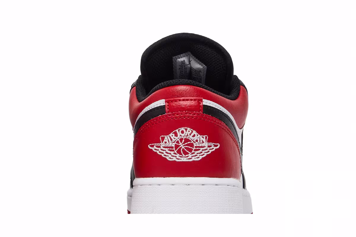 Air Jordan 1 Low GS Bred Toe, view 8