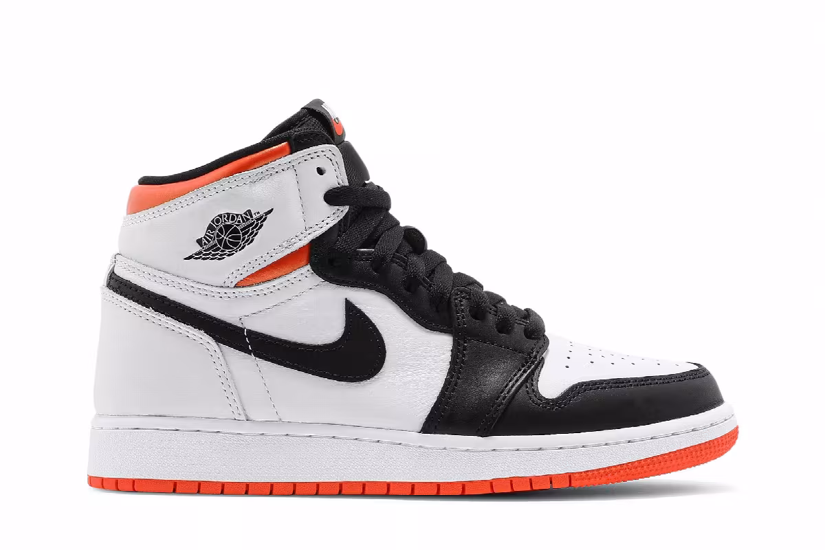 Air Jordan 1 High OG GS Electro Orange, view 2