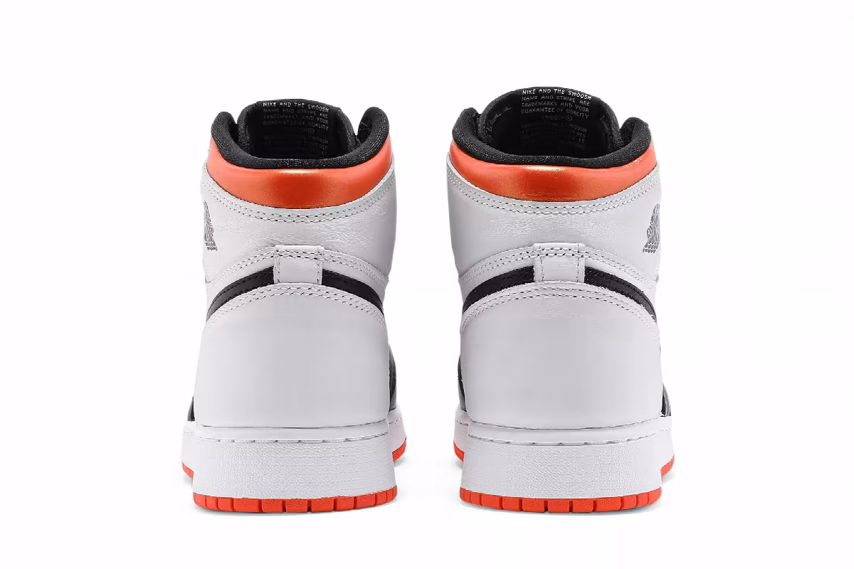 Air Jordan 1 High OG GS Electro Orange, view 7