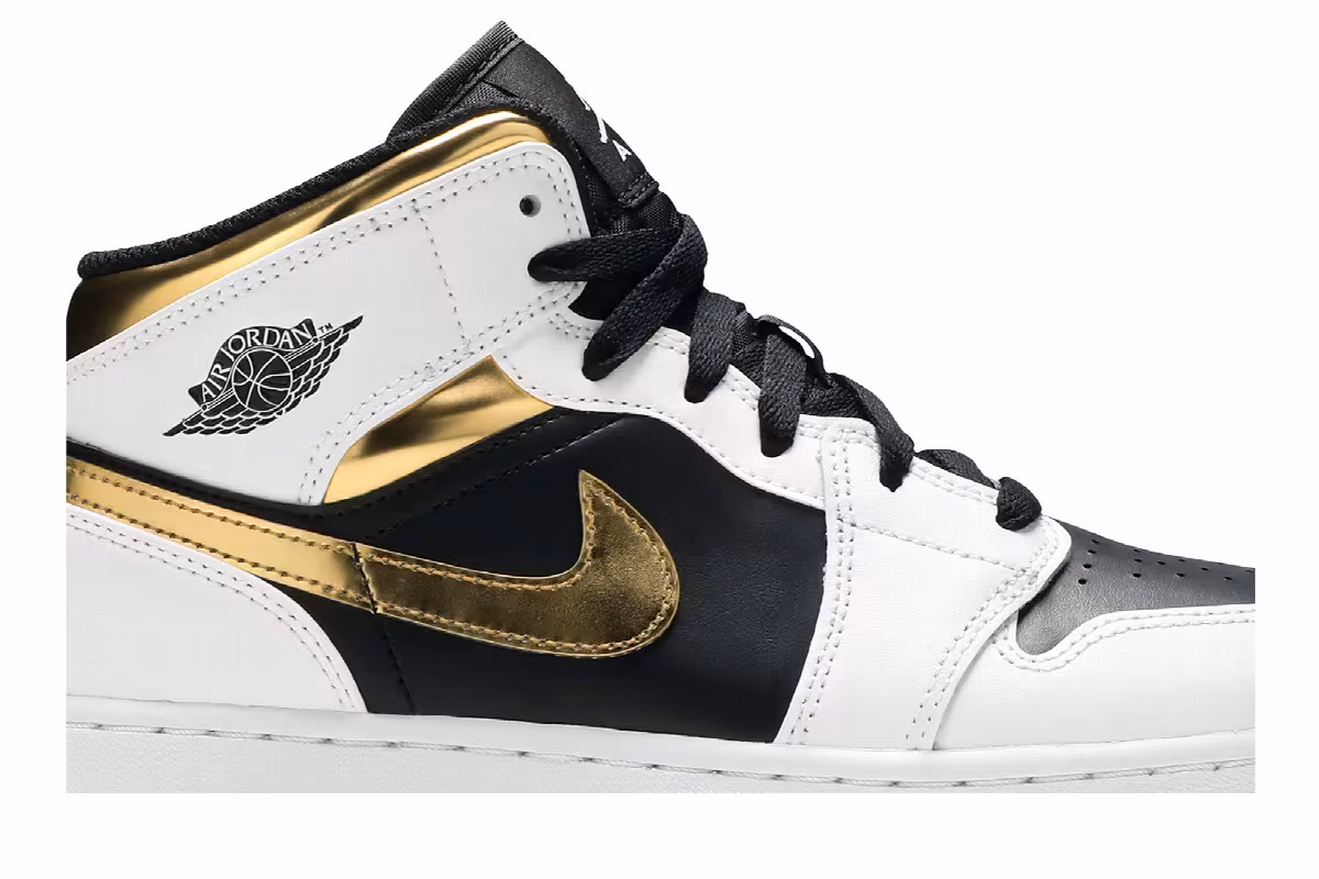 Air Jordan 1 Mid GS White Gold, view 3