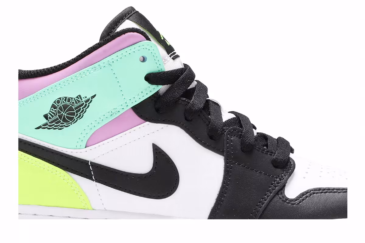 Air Jordan 1 Mid GS Pastel, view 3