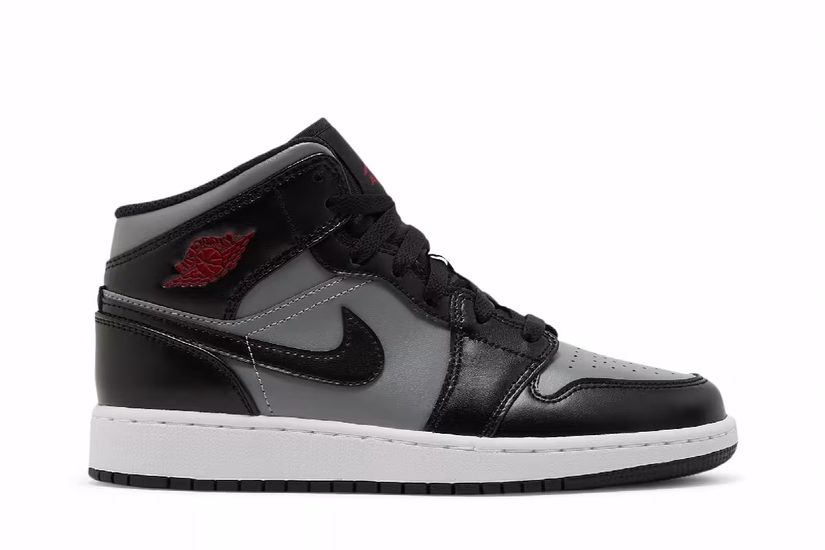 Air Jordan 1 Mid GS Shadow, view 2