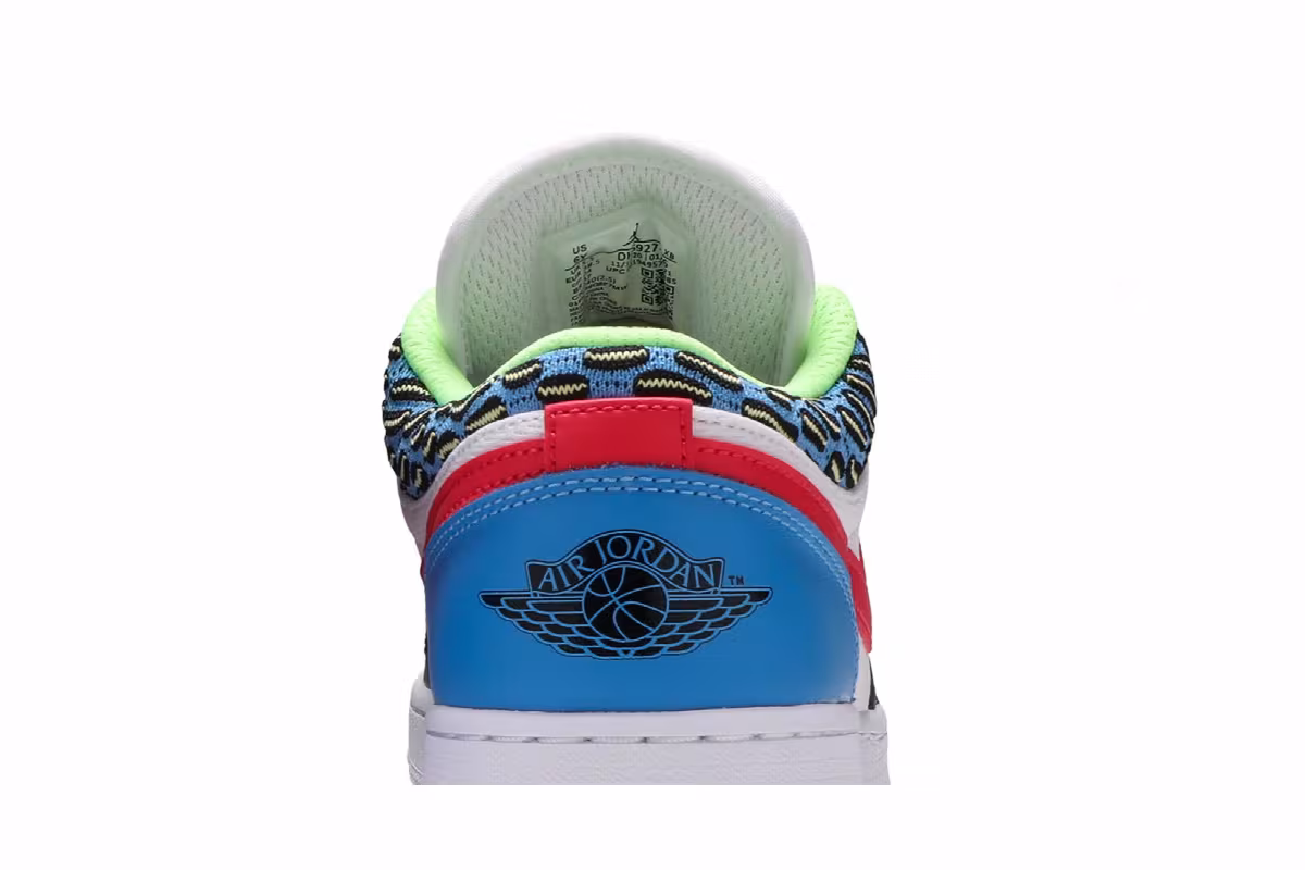 Air Jordan 1 Low GS Funky Patterns, view 8