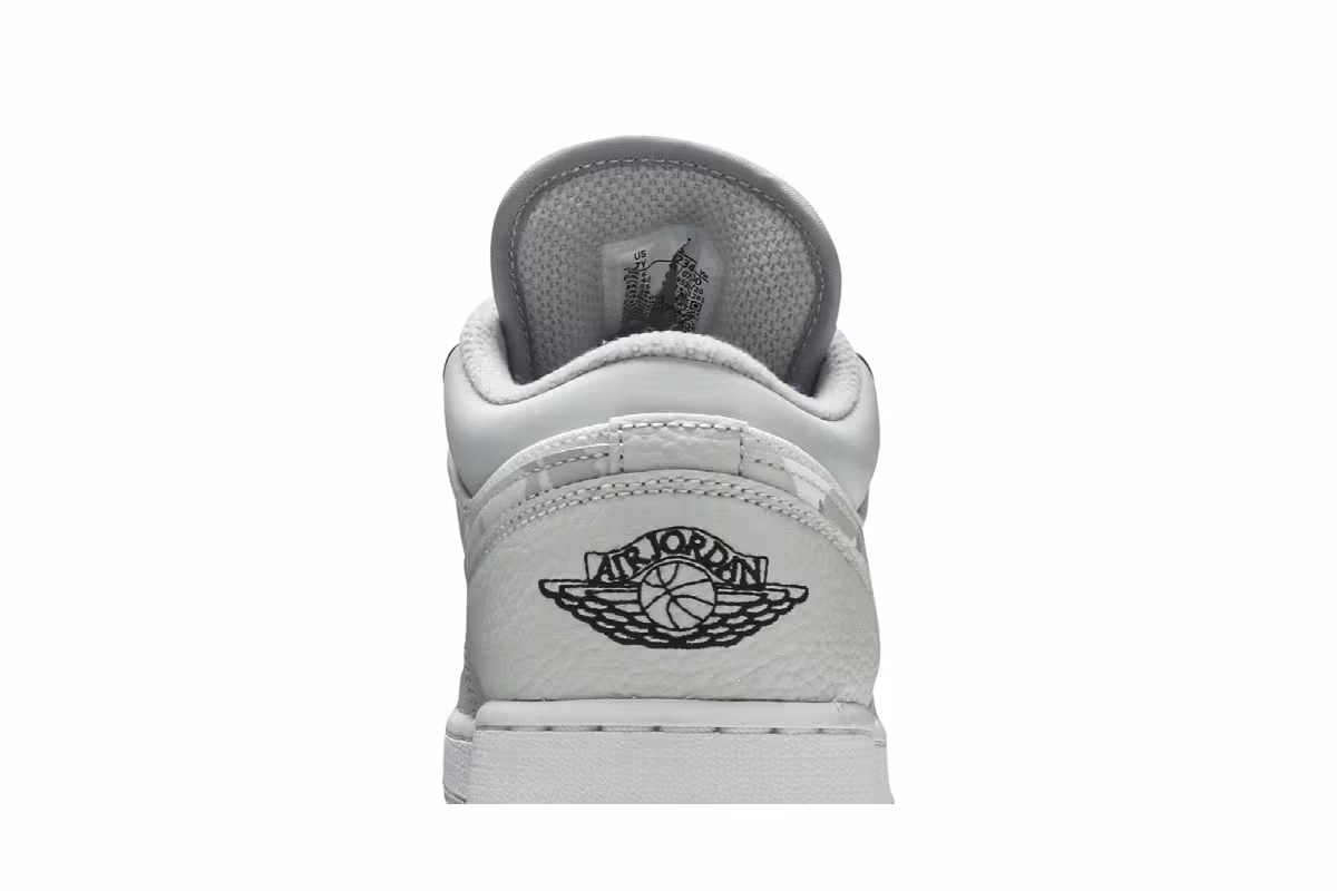 Air Jordan 1 Low SE GS White Camo, view 8