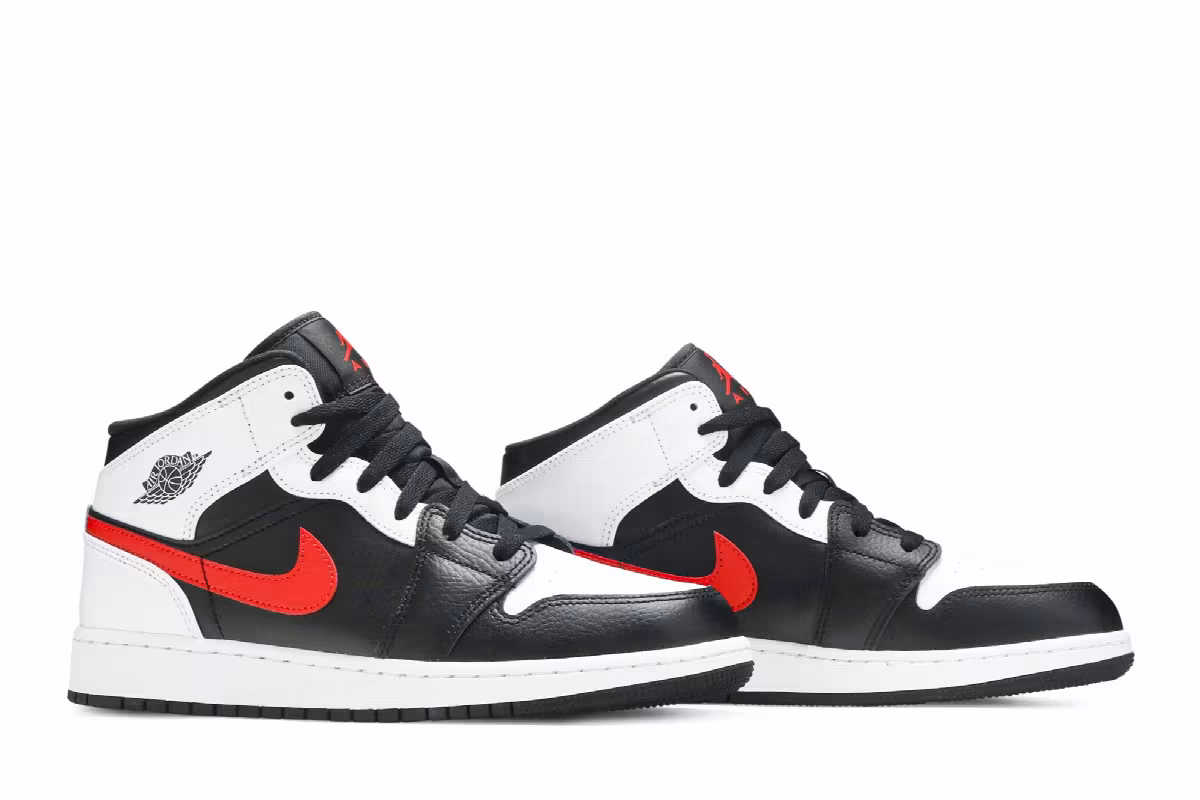Air Jordan 1 Mid GS Chile Red, view 9