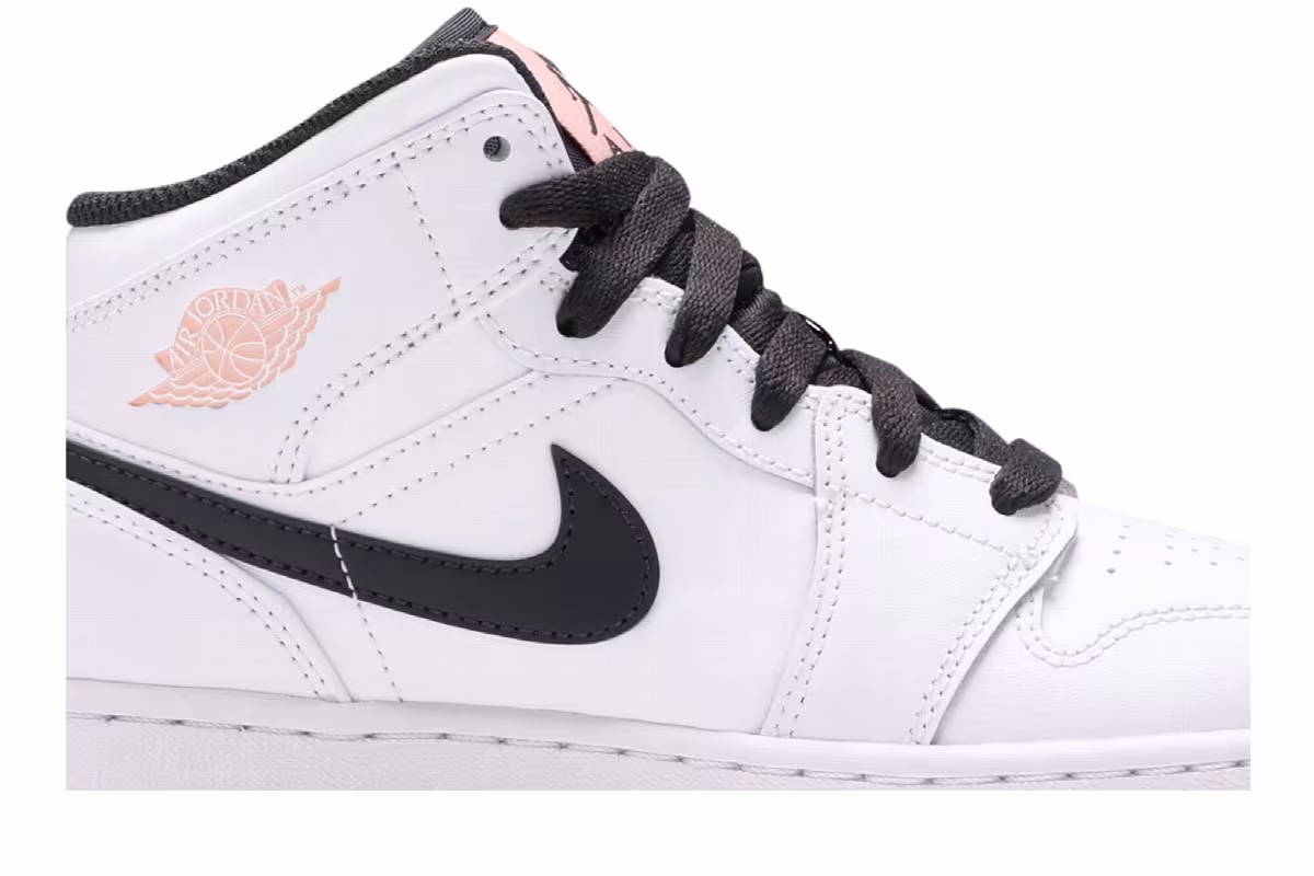 Air Jordan 1 Mid GS White Arctic Orange, view 3