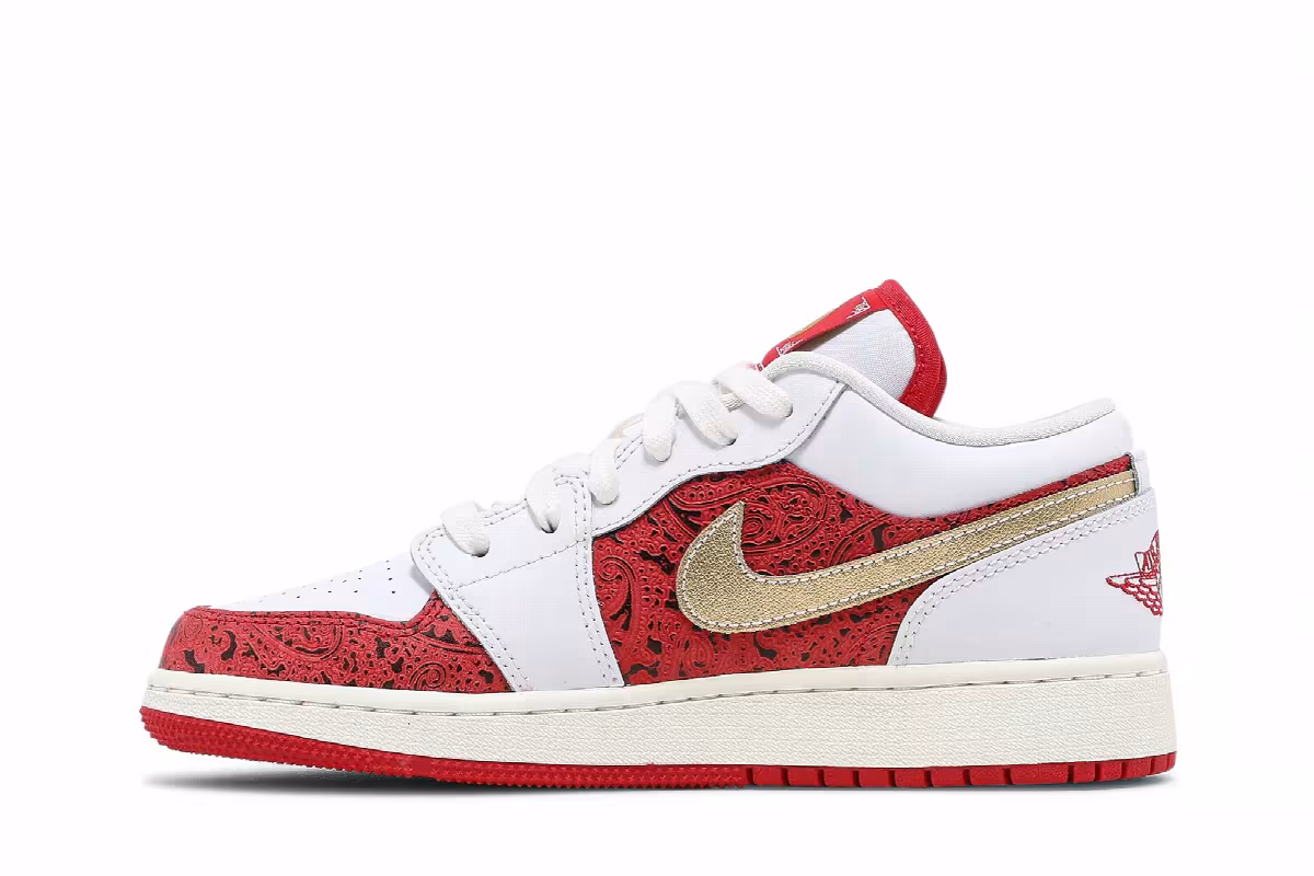 Air Jordan 1 Low SE GS Spades, view 4