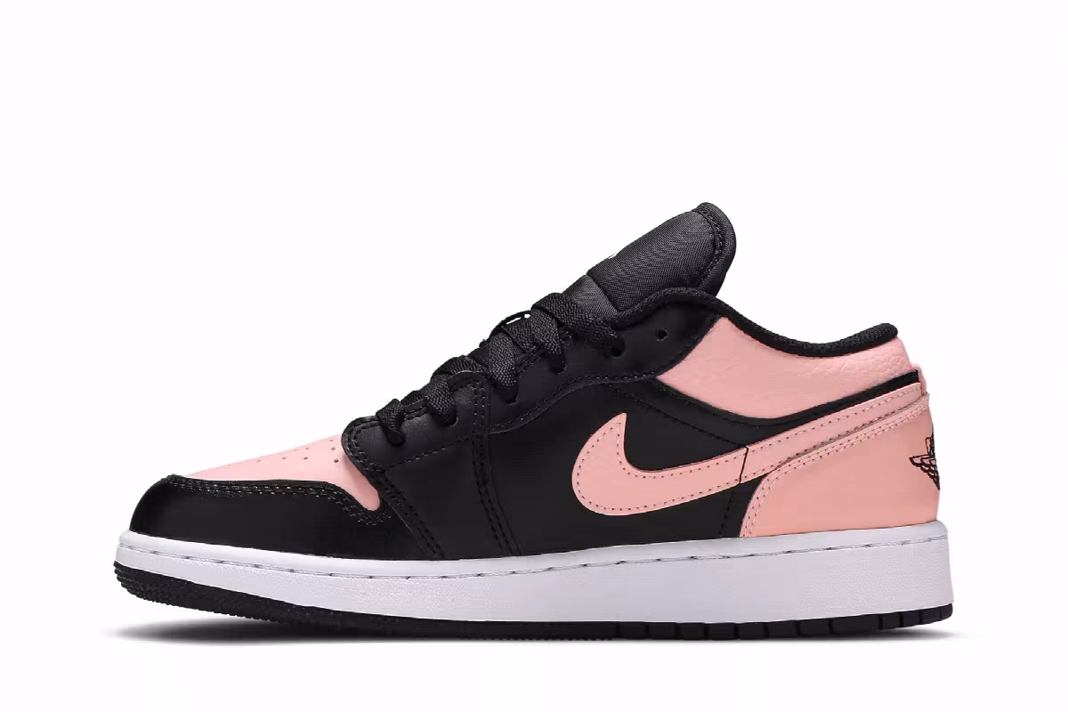 Air Jordan 1 Low GS Crimson Tint, view 4
