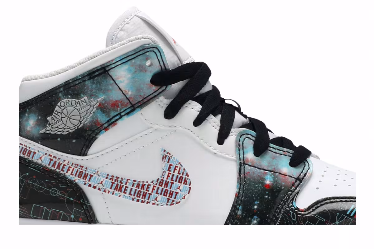 Air Jordan 1 Mid SE GS Take Flight, view 3