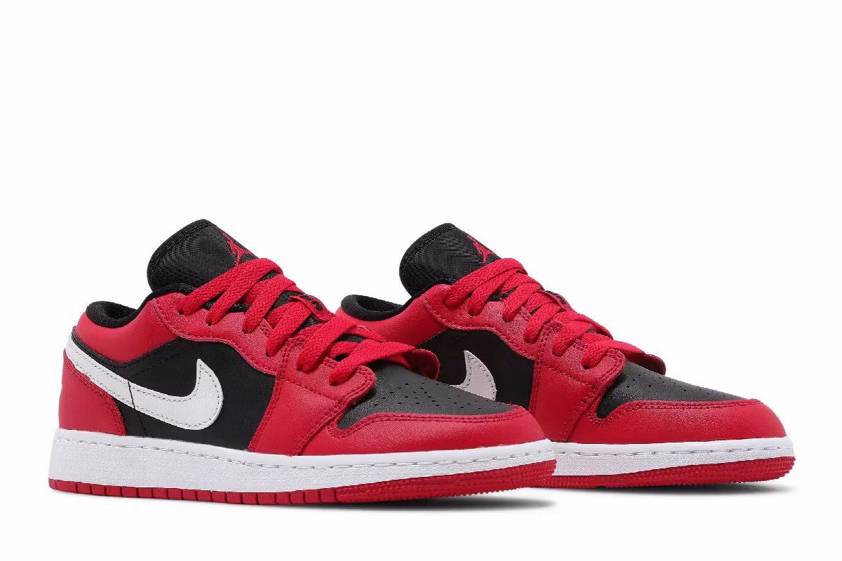 Air Jordan 1 Low GS Black Very Berry, view 9