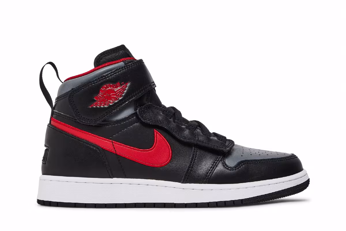 Air Jordan 1 High FlyEase GS Smoke Grey Gym Red, view 2