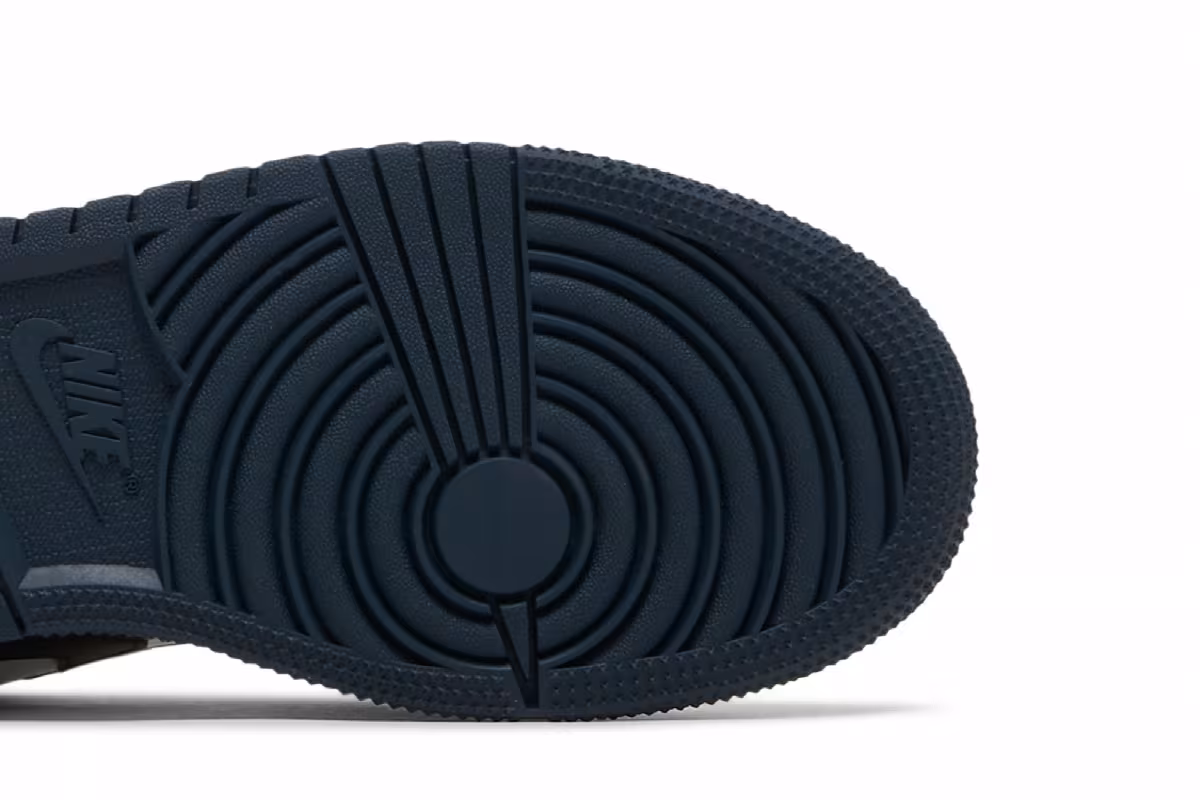 Air Jordan 1 Low GS Armory Navy, view 6