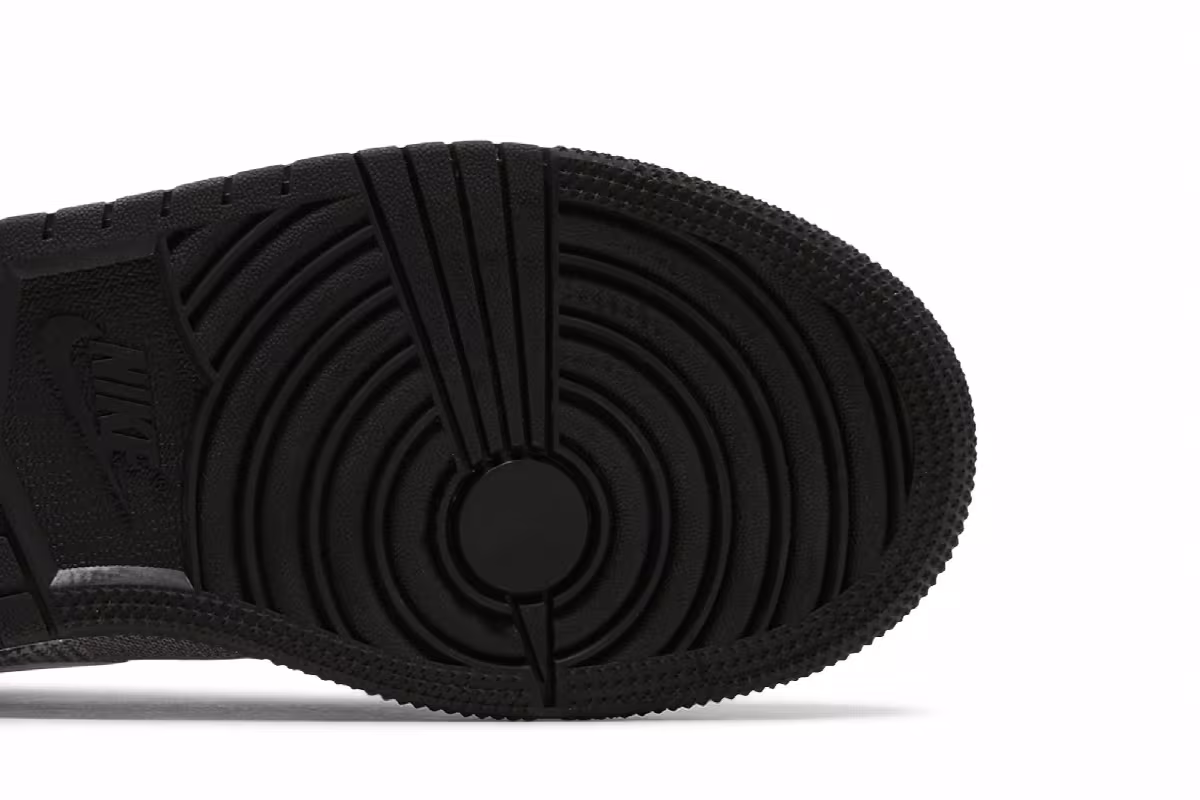 Air Jordan 1 Mid SE GS Houndstooth, view 6