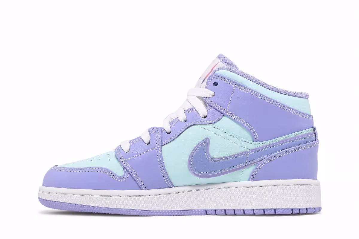 Air Jordan 1 Mid GS Purple Pulse, view 4