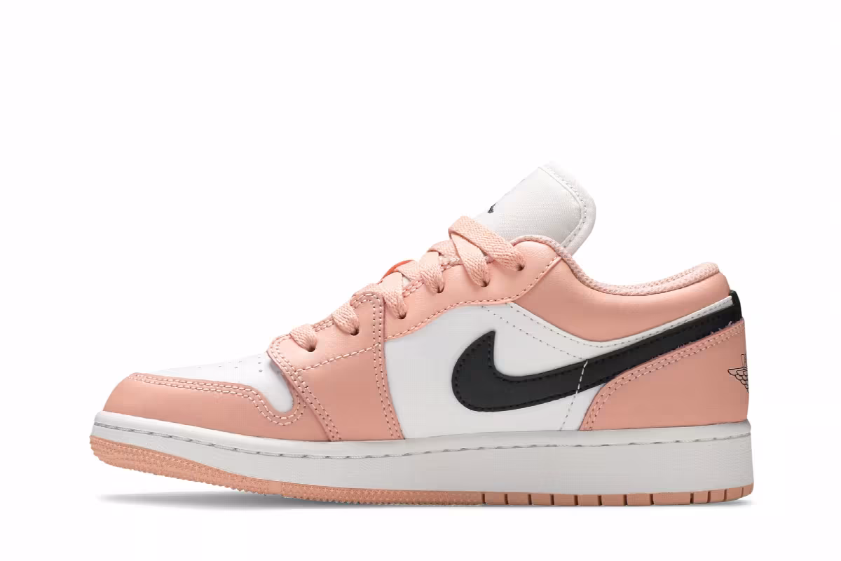 Air Jordan 1 Low GS Light Arctic Pink, view 4