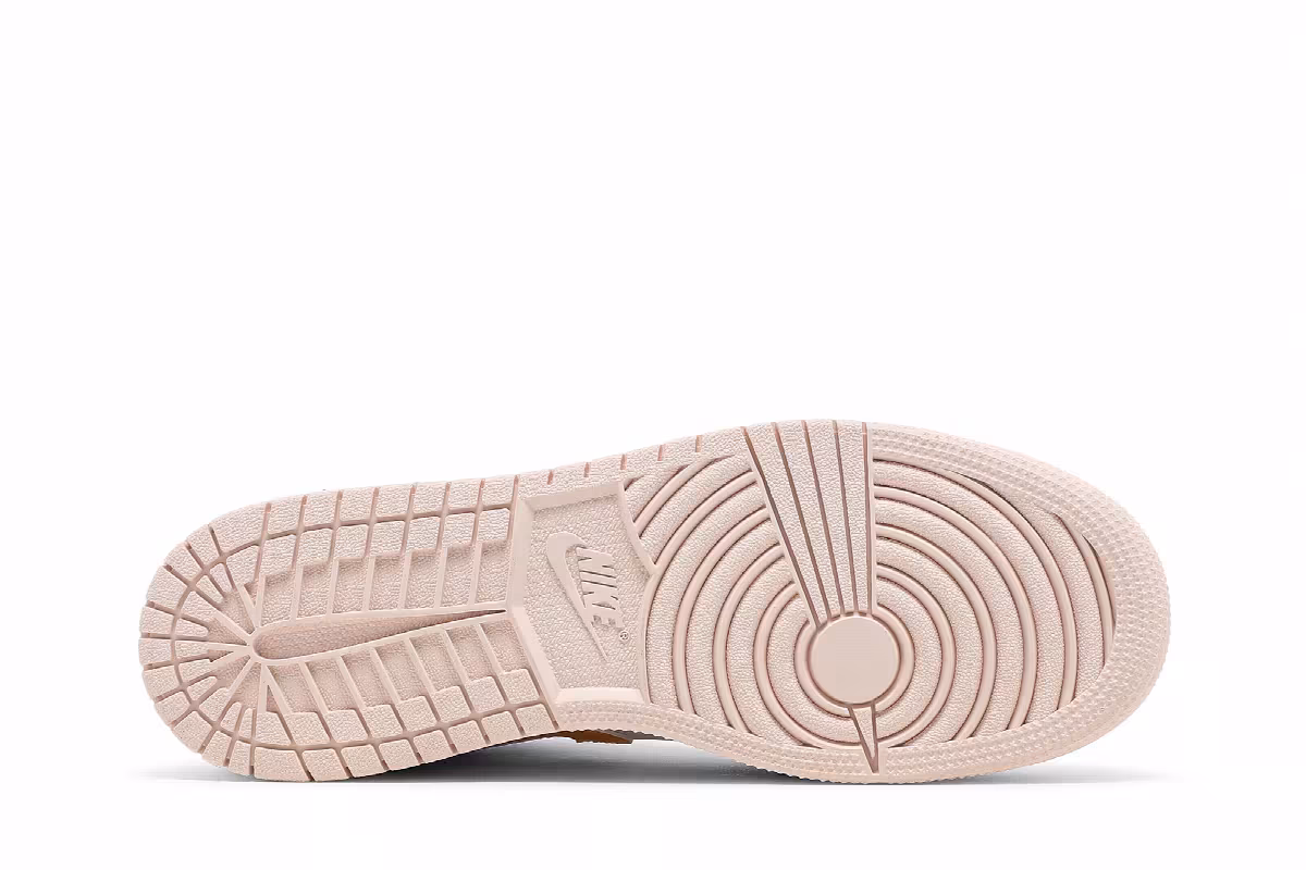 Air Jordan 1 Mid SE GS Arctic Pink, view 5