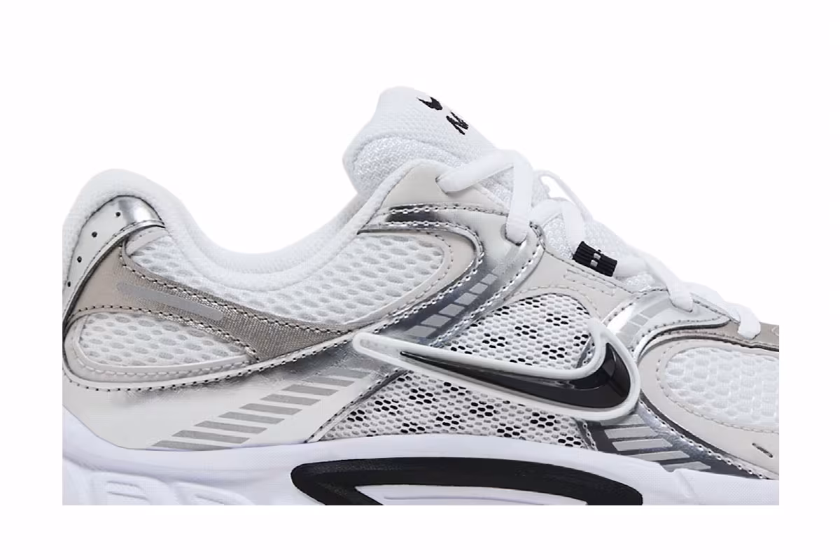 Nike V5 RNR Vast Grey, view 3