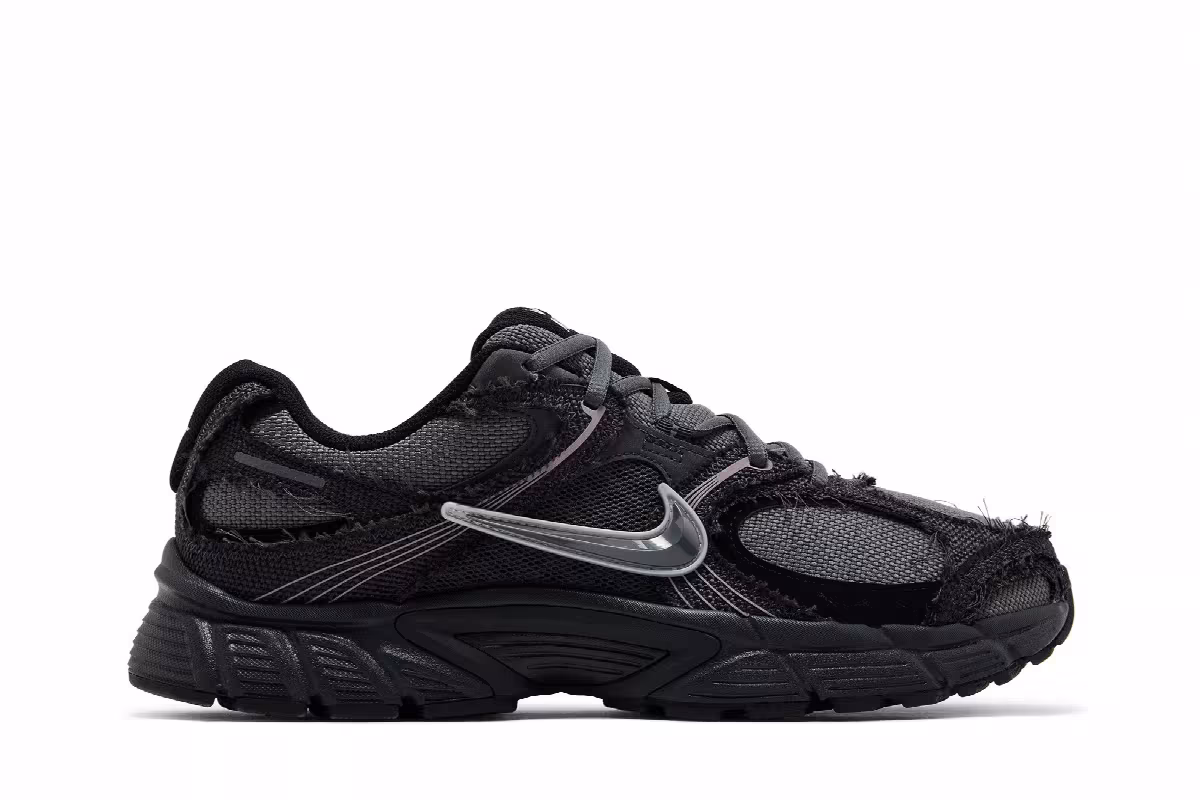 Nike V5 RNR Anthracite Metallic Silver, view 2