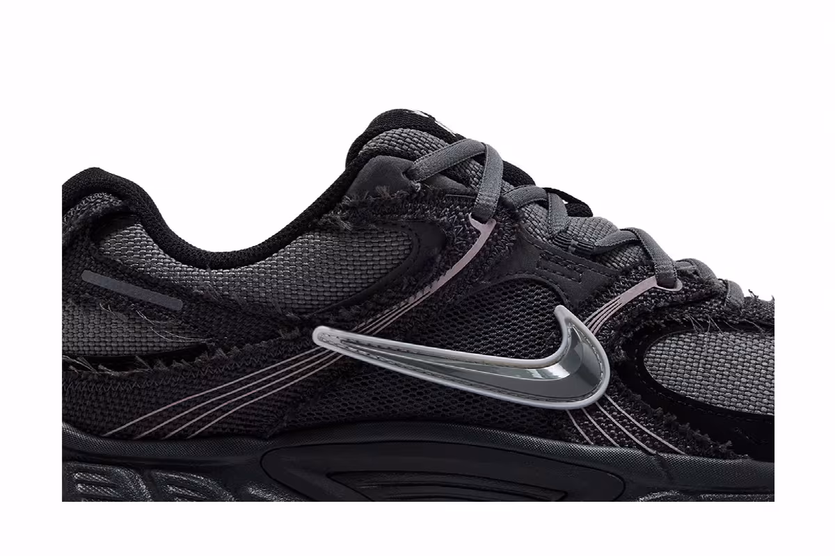 Nike V5 RNR Anthracite Metallic Silver, view 3