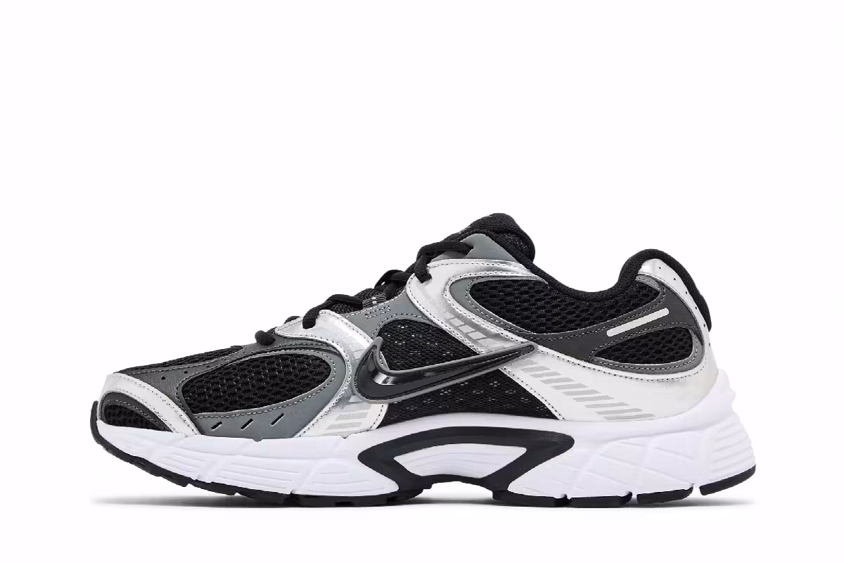 Nike V5 RNR Black Anthracite Smoke Grey, view 4