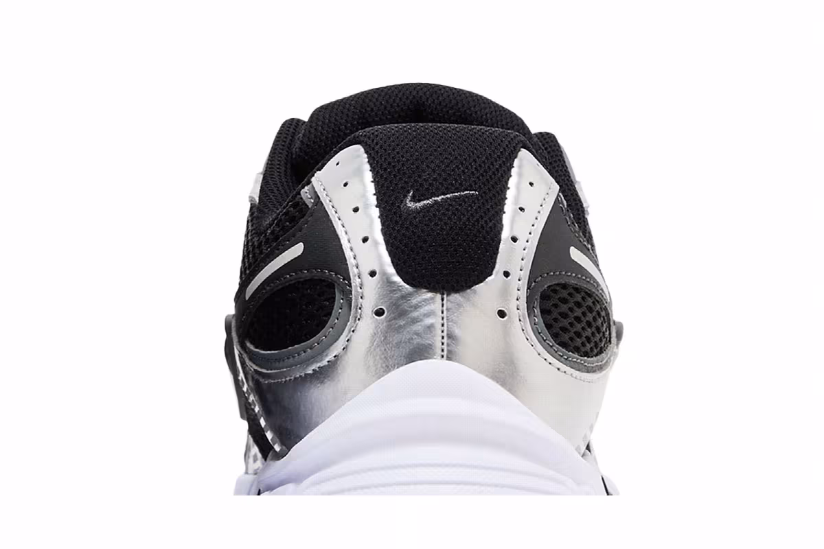 Nike V5 RNR Black Anthracite Smoke Grey, view 8