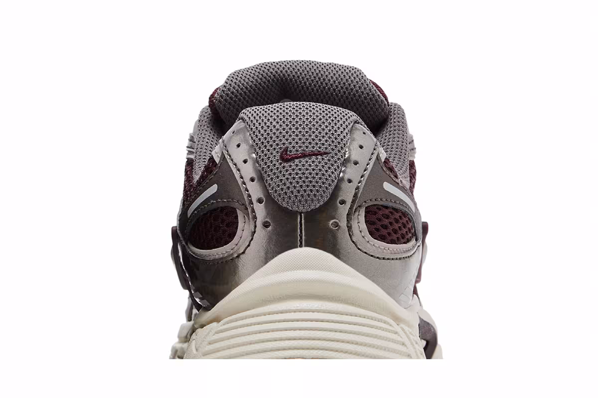 Women's Nike V5 RNR Burgundy Crush Light Orewood Brown, view 8
