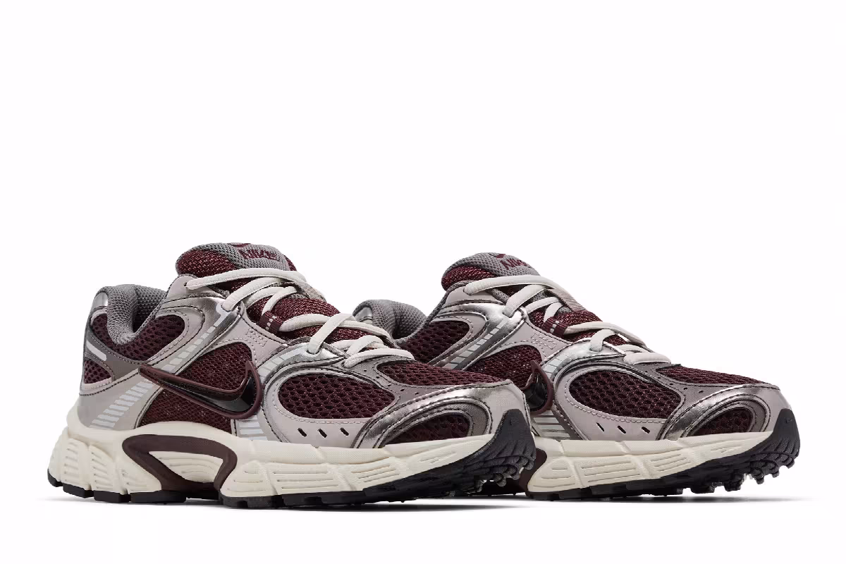 Women's Nike V5 RNR Burgundy Crush Light Orewood Brown, view 9
