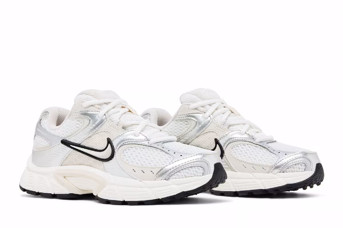 Nike Women's V5 RNR Summit White Light Orewood, view 9
