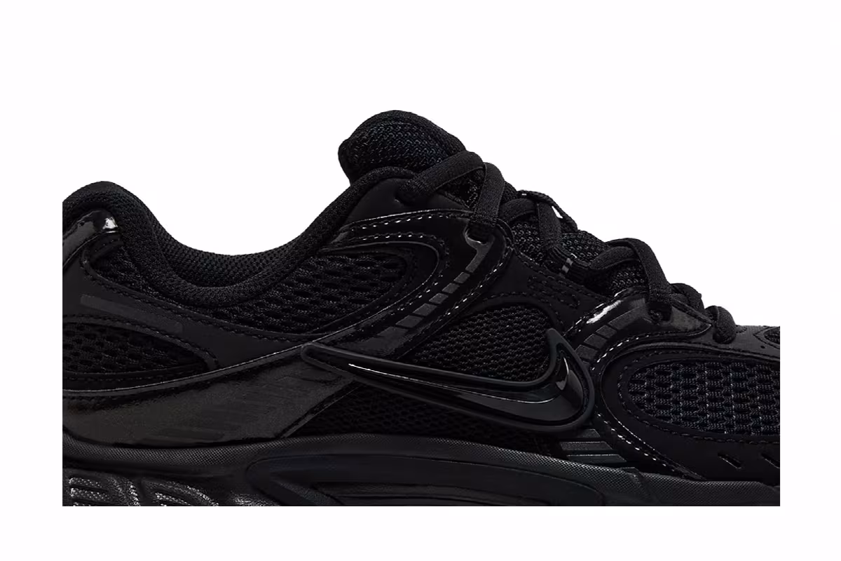 Nike Women's V5 RNR Black Anthracite, view 3