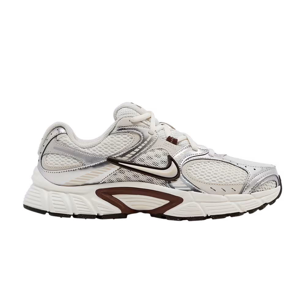 Nike Women's V5 RNR Sail Fauna Brown