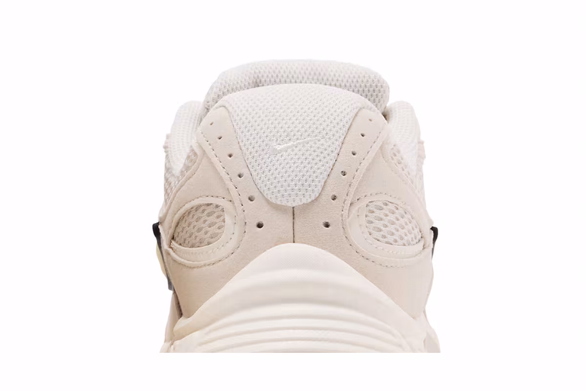 Nike Women's V5 RNR Light Orewood Brown, view 8