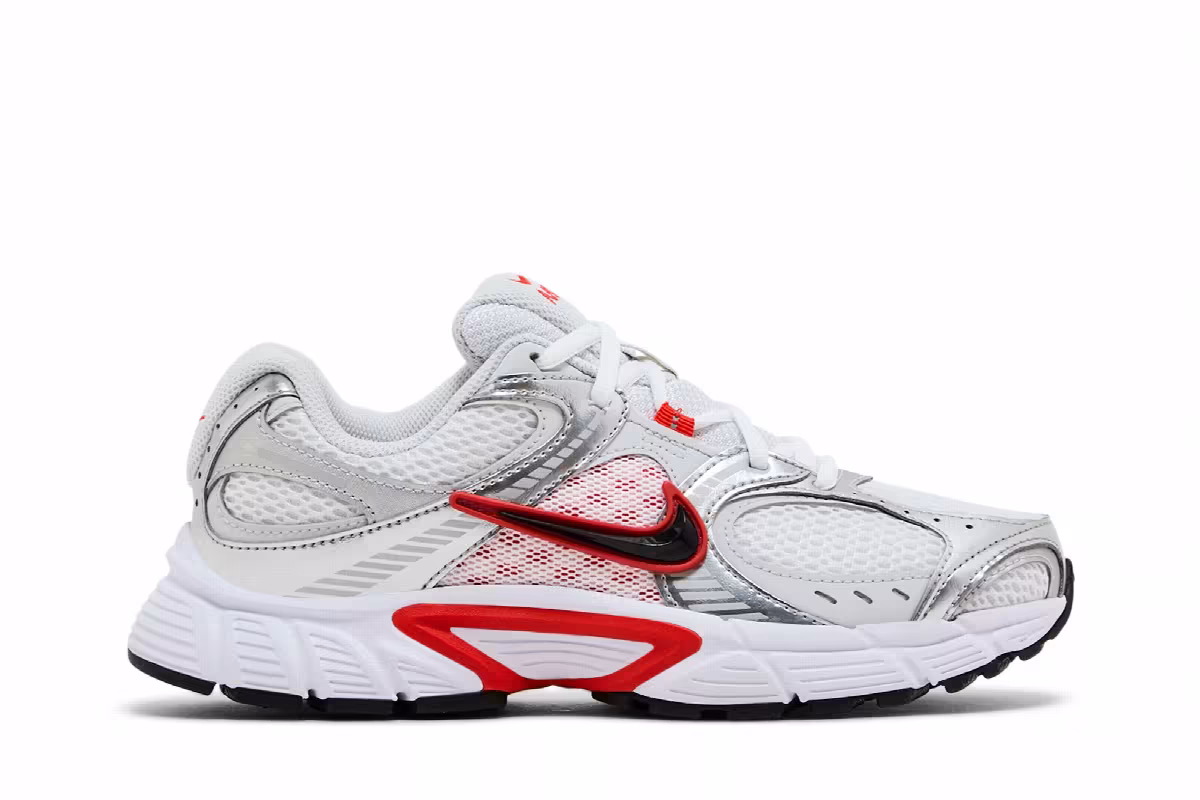 Nike Women's V5 RNR White Black Picante Red, view 2