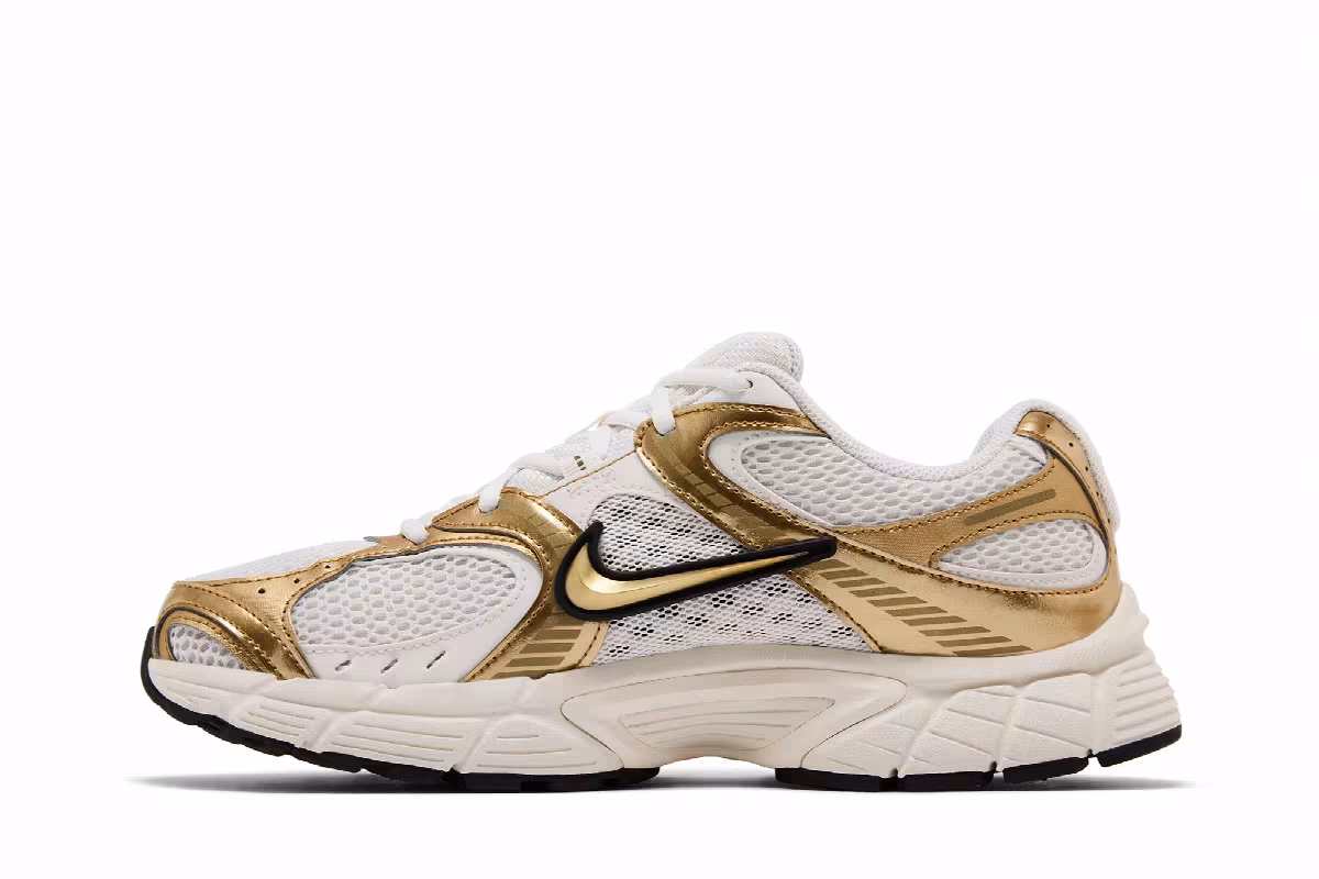 Nike V5 RNR Phantom/Phantom/Black/Metallic Gold, view 4