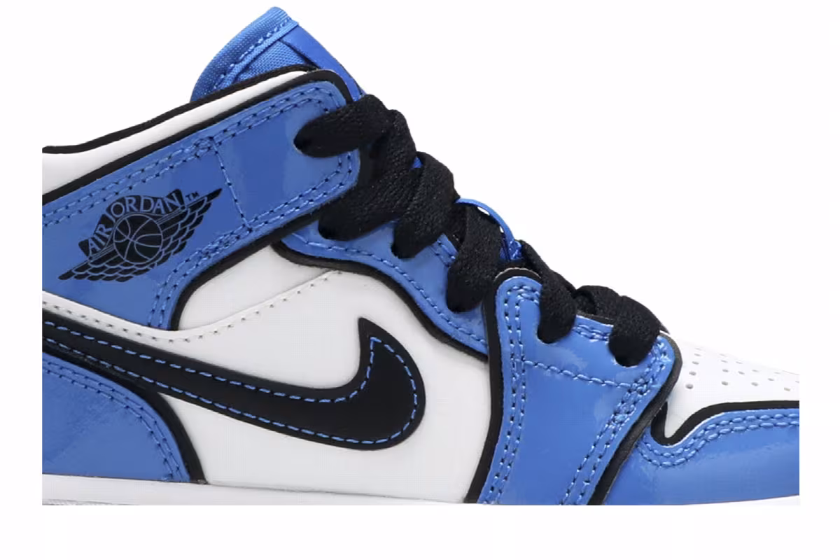 Air Jordan 1 Mid SE PS Signal Blue, view 3