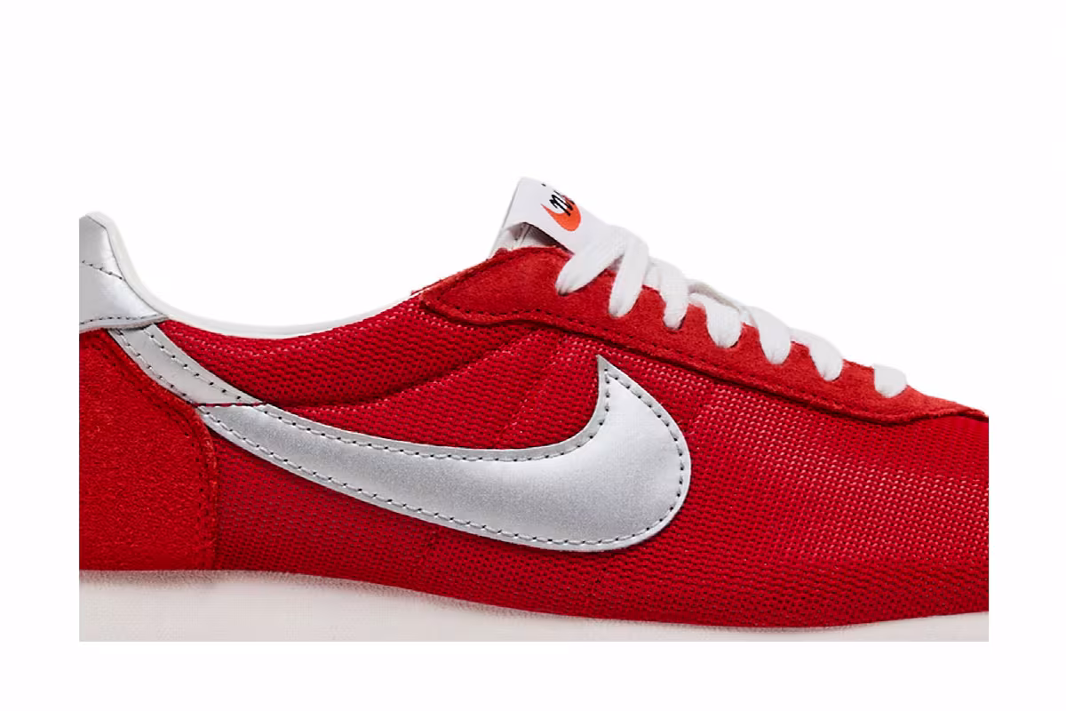 Nike Women's LD 1000 University Red Metallic Silver, view 3