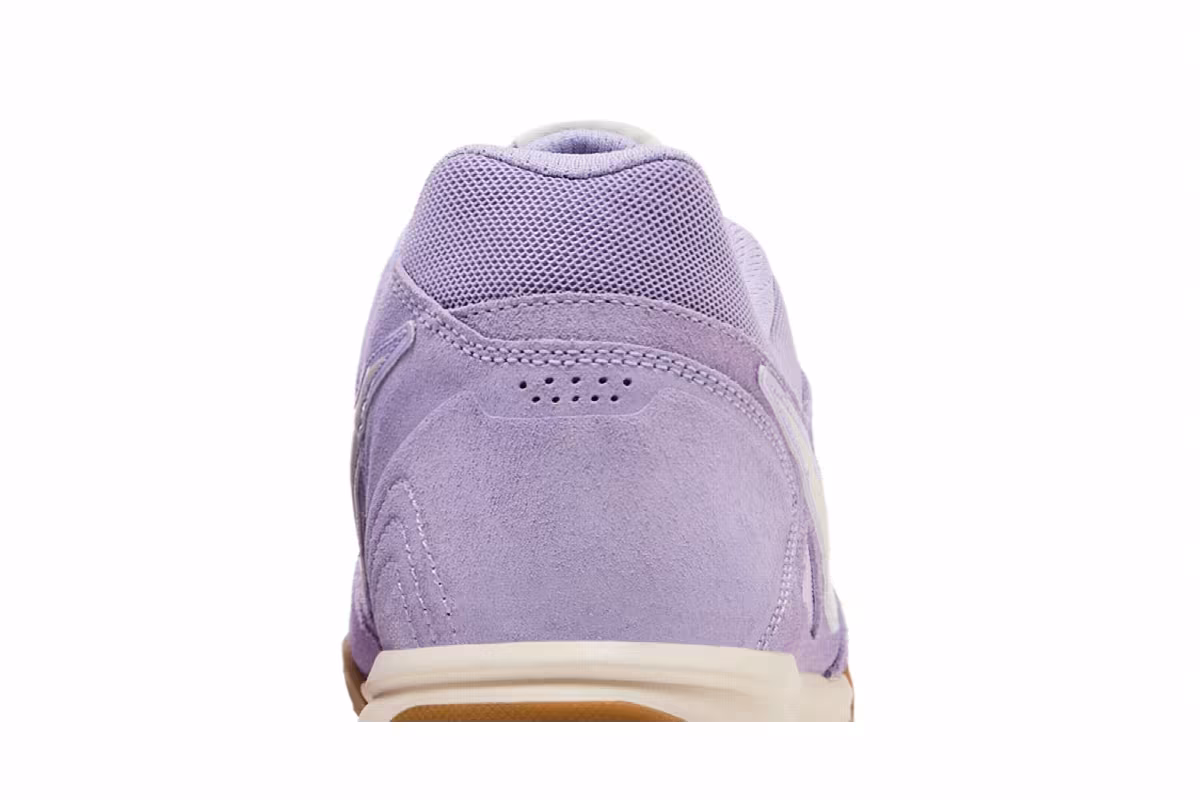 Nike Gato Hydrangeas, view 8